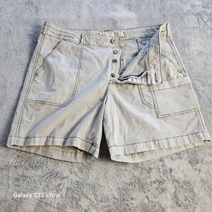 Hei Hei women's sz 32 light gray with darker green stitching, the wander…